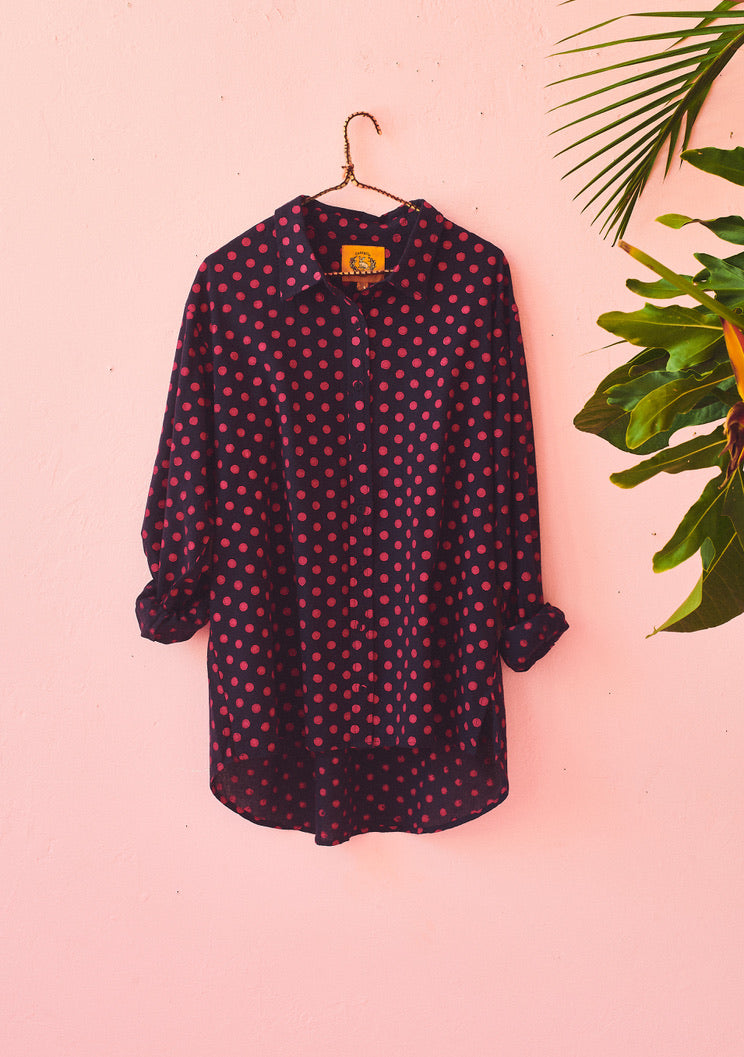 Classic Button Down in Medium Weight Polka Dot